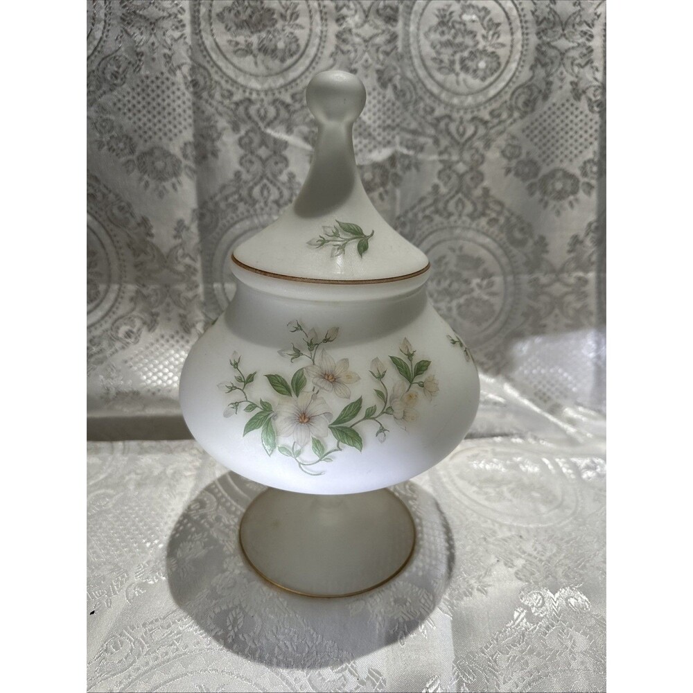 VTG WHITE FROSTED GLASS PEDESTAL JAR WITH LID ITALY